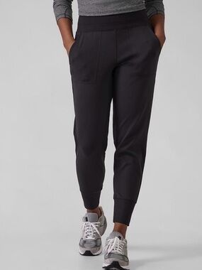 Athleta Venice Joggers Black Athletic Medium M